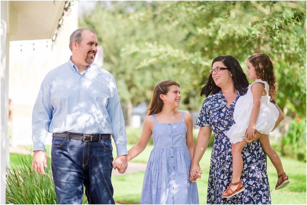 Family session in Downtown Sebring Florida by Megan Renee Photography.