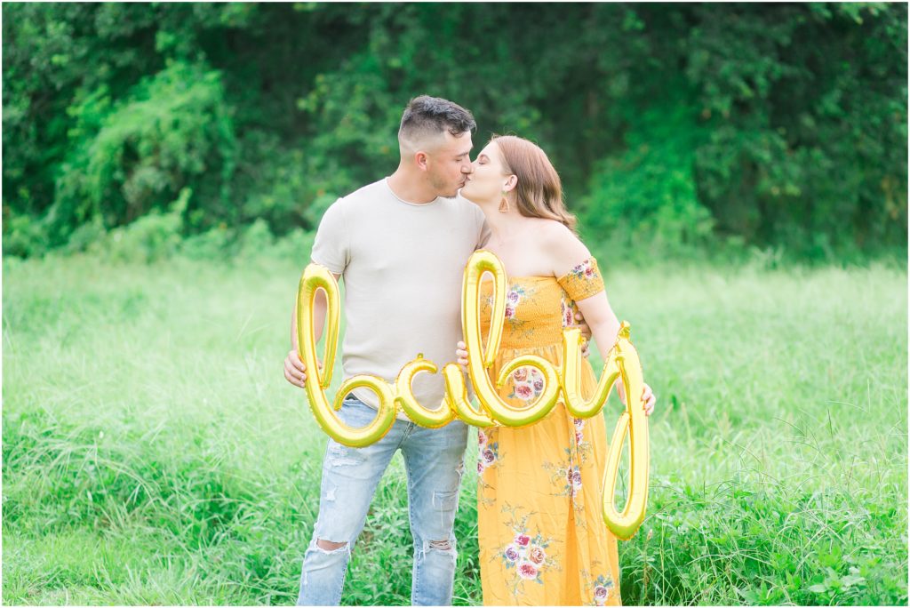 Baby Announcement Family Session in Wauchula, Florida.